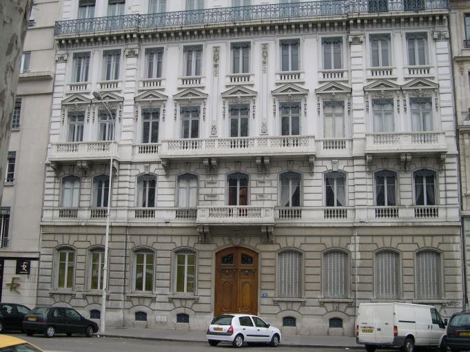  jolie façade d'immeuble